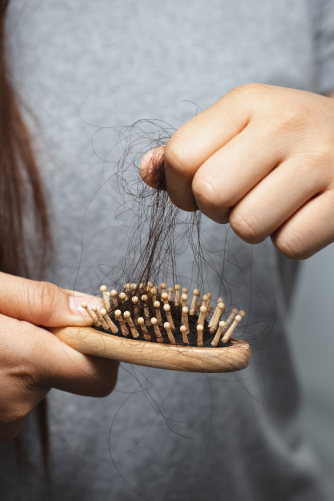 Σώστε τα μαλλιά σας Τριχόπτωση; Λιπαρότητα; Εξασθενημένα μαλλιά; Η φυσική απάντηση Exesio Hair Care System